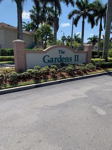 $270,000 | 2931 Southeast 13th Avenue, Unit 10147, Homestead, FL 33035