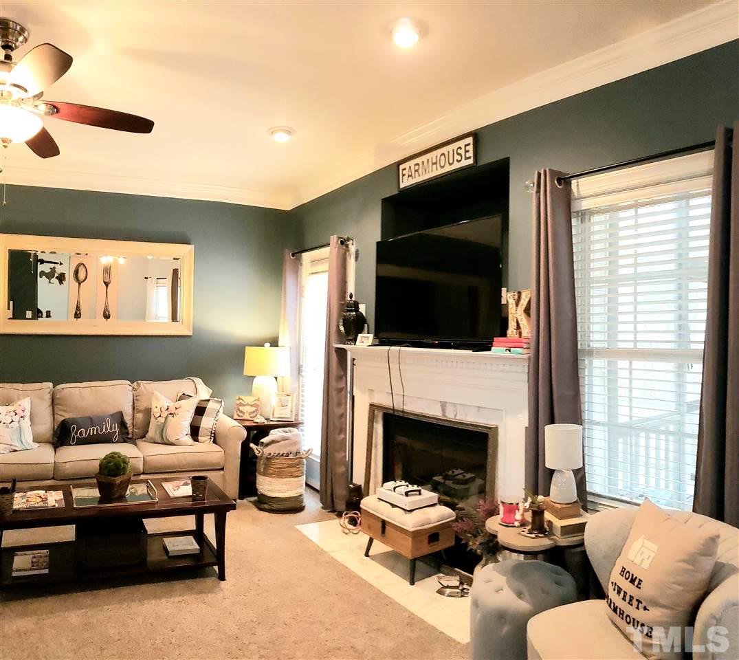 2009 Waterbrook Court Raleigh, NC 27603 - Photo 9 of 29 Gallery Image 9