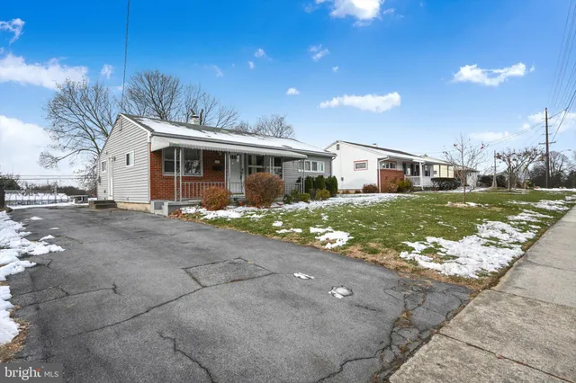 $215,000 | 539 South 5th Avenue, Lebanon, PA 17042