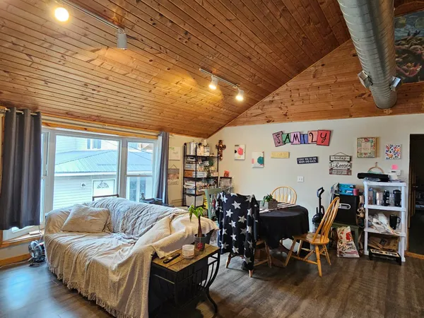 $225,000 | 119 Main Street, Lynxville, WI 54626