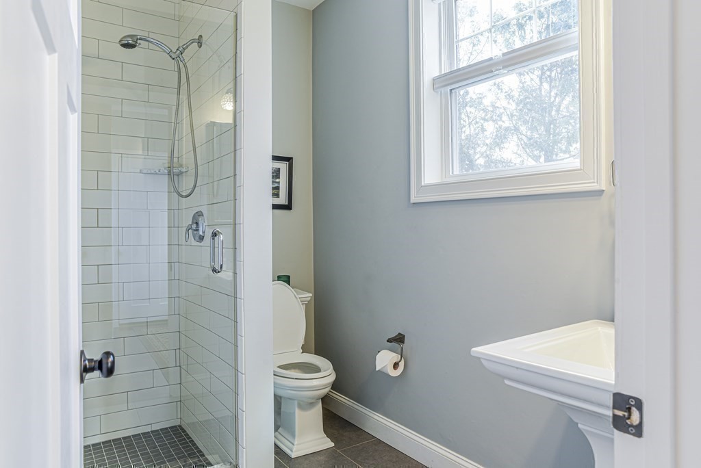 330 Ridge Street Arlington, MA 02474 - Photo 21 of 42