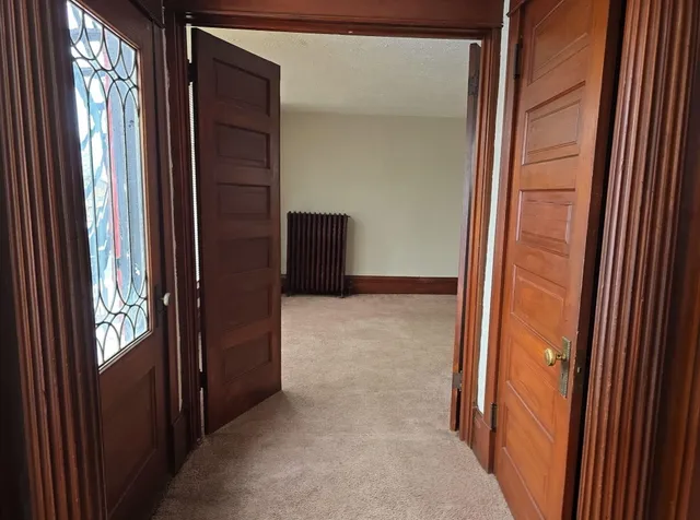 $850 | 2109 Washington Avenue, Unit UPPER #2, Racine, WI 53403