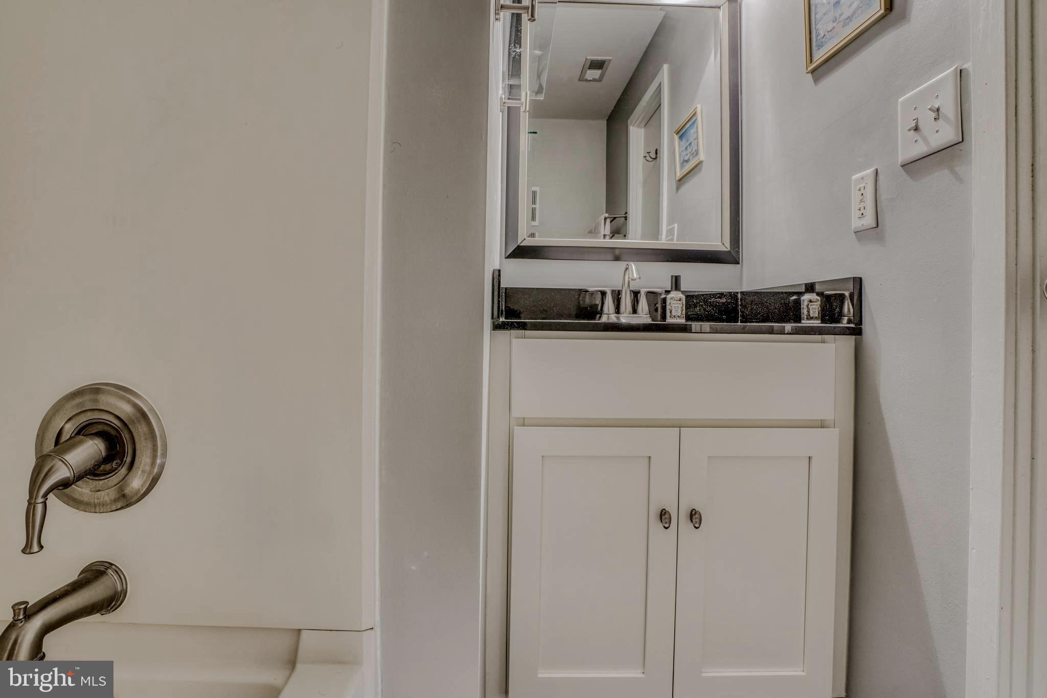 10 West Hill Street, Unit R4 Baltimore, MD 21230 - Photo 32 of 39 Gallery Image 32