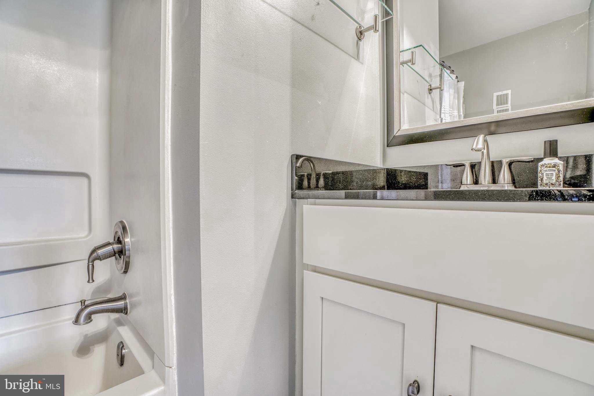 10 West Hill Street, Unit R4 Baltimore, MD 21230 - Photo 33 of 39 Gallery Image 33
