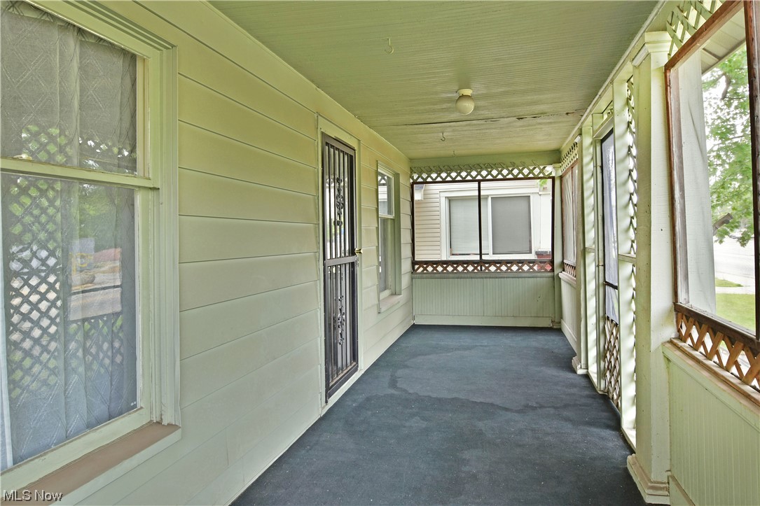 1375 Parkman Road Northwest Warren, OH 44485 - Photo 4 of 35 Gallery Image 4