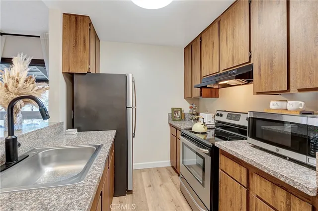 $495,000 | 174 Streamwood, Irvine, CA 92620