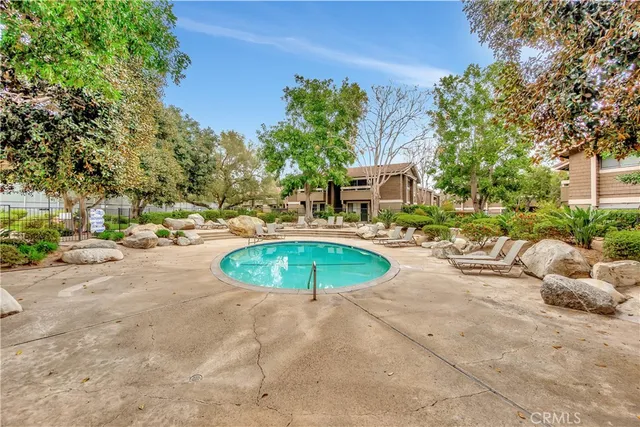 $495,000 | 174 Streamwood, Irvine, CA 92620