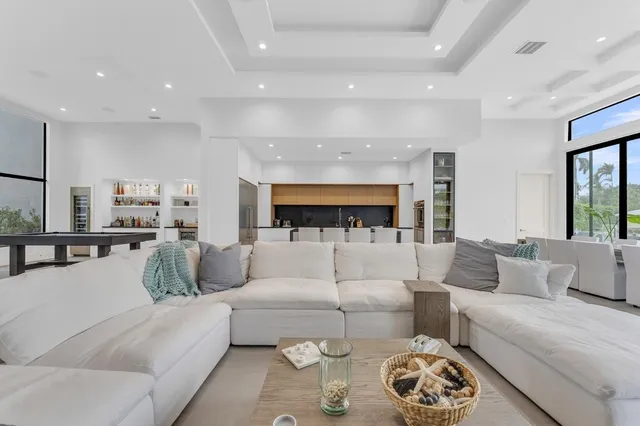 $4,495,000 | 923 Eve Street, Delray Beach, FL 33483