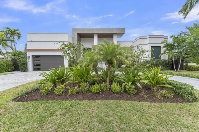 $4,495,000 | 923 Eve Street, Delray Beach, FL 33483