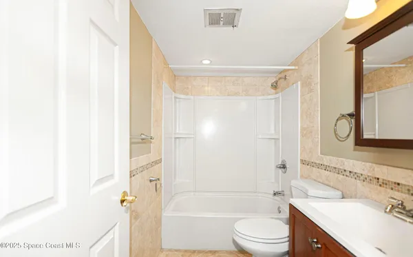 $1,375 | 190 East Olmstead Drive, Unit B7, Titusville, FL 32780