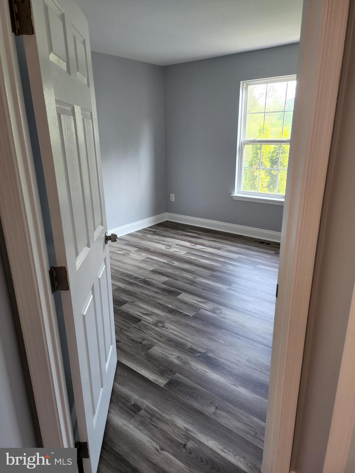 832 Estuary Drive Odenton, MD 21113 - Photo 14 of 27 2nd floor BR 1