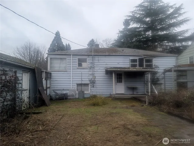 $525,000 | 17211 3rd Avenue Northeast, Shoreline, WA 98155