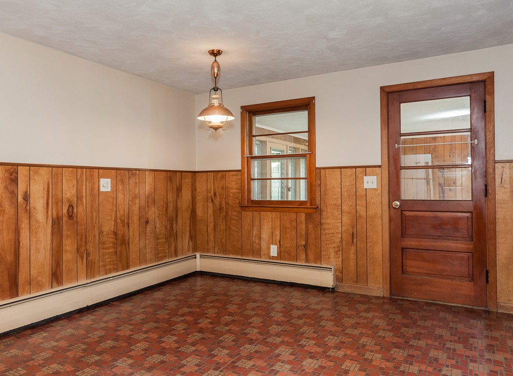401 Kennedy Road Northampton, MA 01053 - Photo 11 of 22