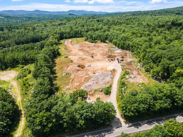 $200,000 | Endicott Street North, Laconia, NH 03246