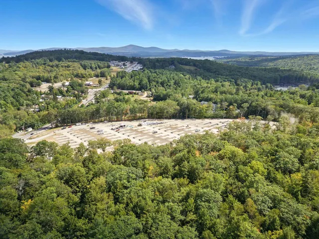 $200,000 | Endicott Street North, Laconia, NH 03246