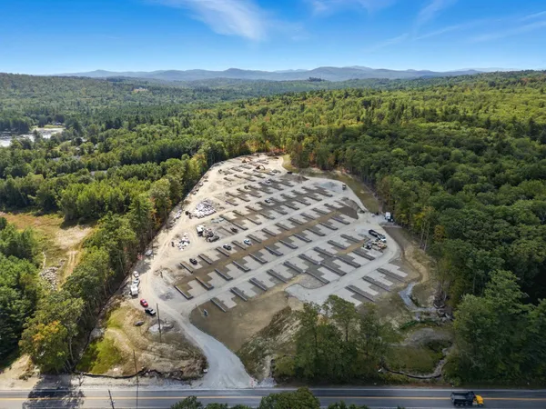 $200,000 | Endicott Street North, Laconia, NH 03246