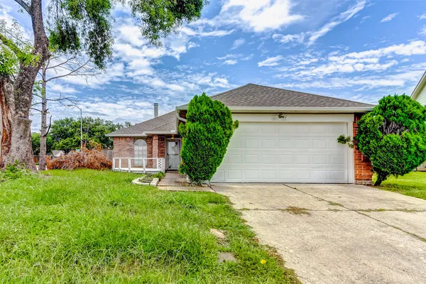 $2,000 | 8410 Fawn Wind Court, Houston, TX 77040