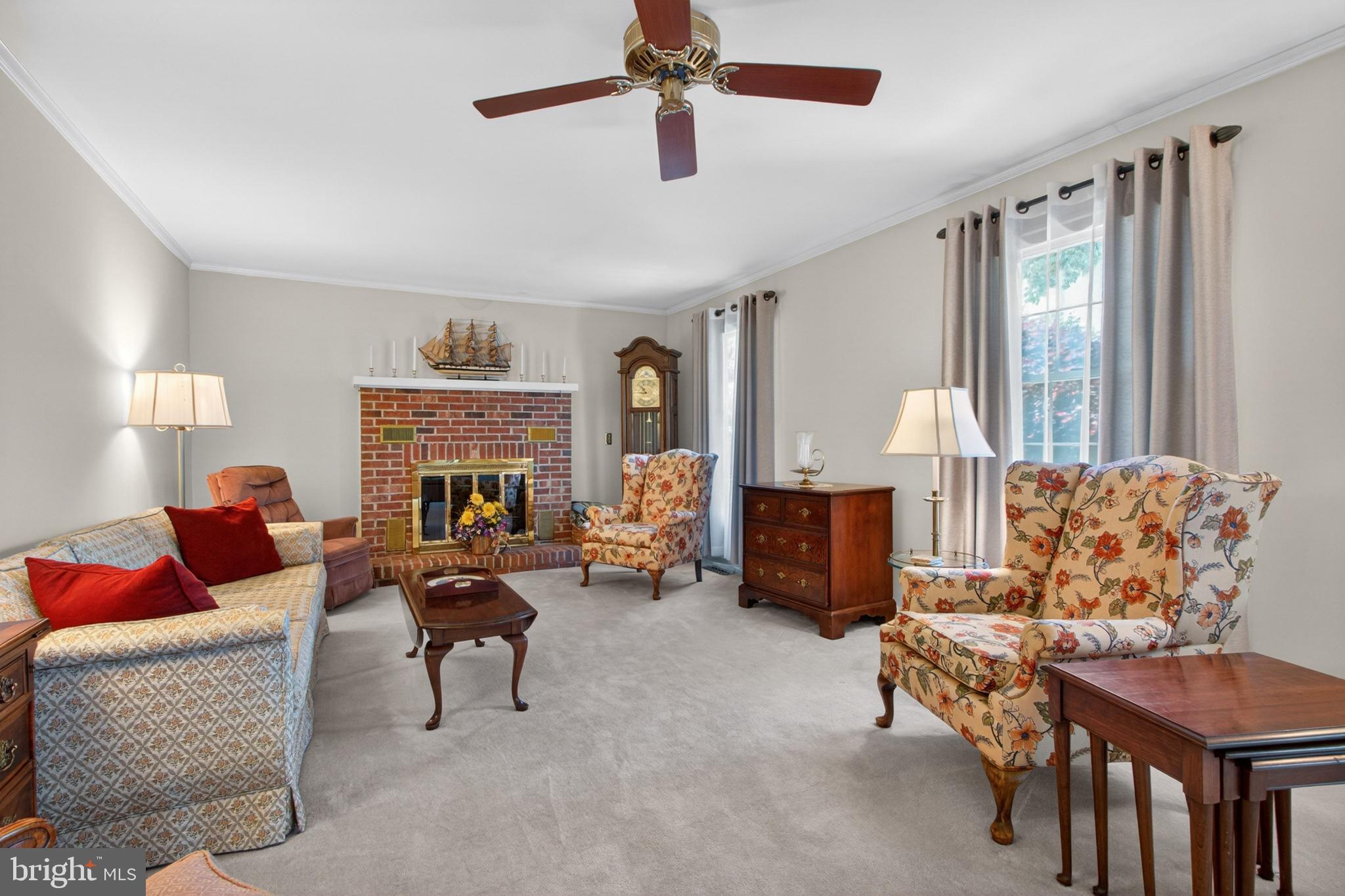 13 Harborview Road Lewes, DE 19958 - Photo 14 of 84 A Traditional Living Room or Gathering Space