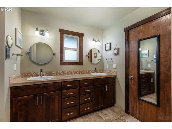$899,500 | 33506 Rodney Street, Warren, OR 97053