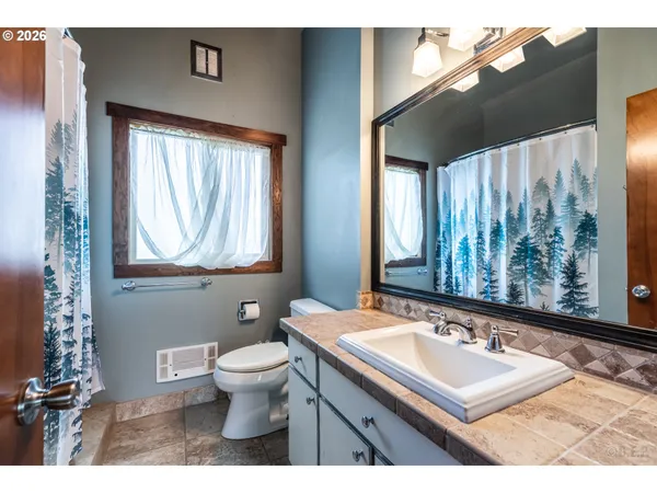 $899,500 | 33506 Rodney Street, Warren, OR 97053