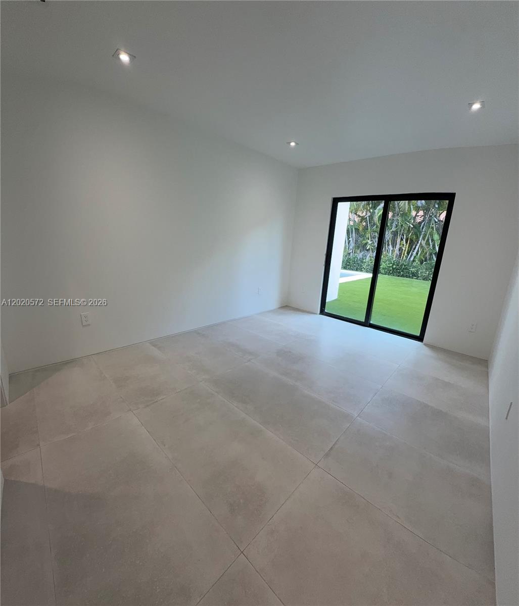 439 Hardee Road Coral Gables, FL 33146 - Photo 28 of 35 Bedroom 3