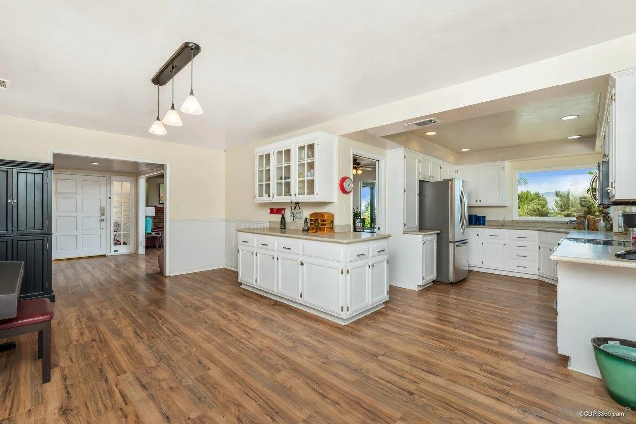27510 Big Springs Ranch Road Hemet, CA 92544 - Photo 11 of 29 Gallery Image 11