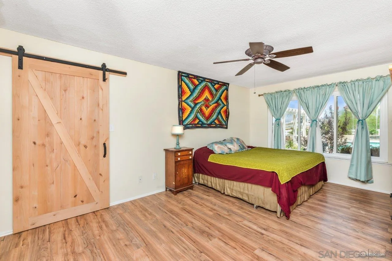 27510 Big Springs Ranch Road Hemet, CA 92544 - Photo 13 of 29 Gallery Image 13
