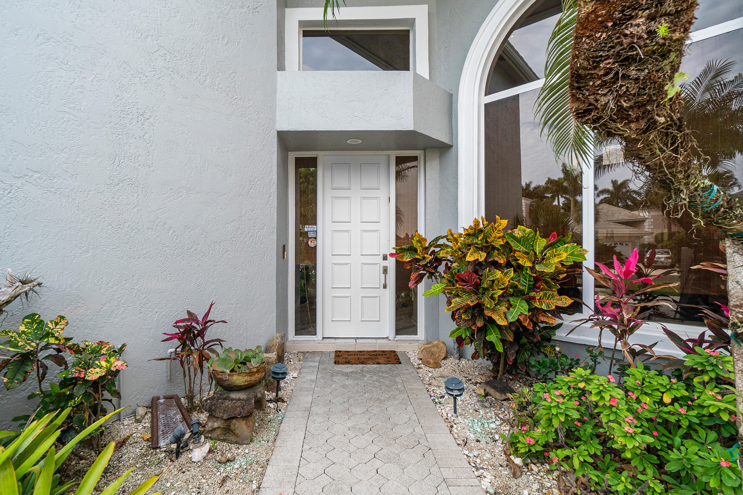 8009 Travelers Tree Drive Boca Raton, FL 33433 - Photo 4 of 44 8009-Travlers-Tree-Dr-Boca-Raton-33433