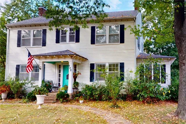 $220,000 | 722 West Walnut Street, Nevada, MO 64772