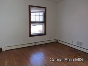 2644 South 8th Street Springfield, IL 62703 - Photo 3 of 8