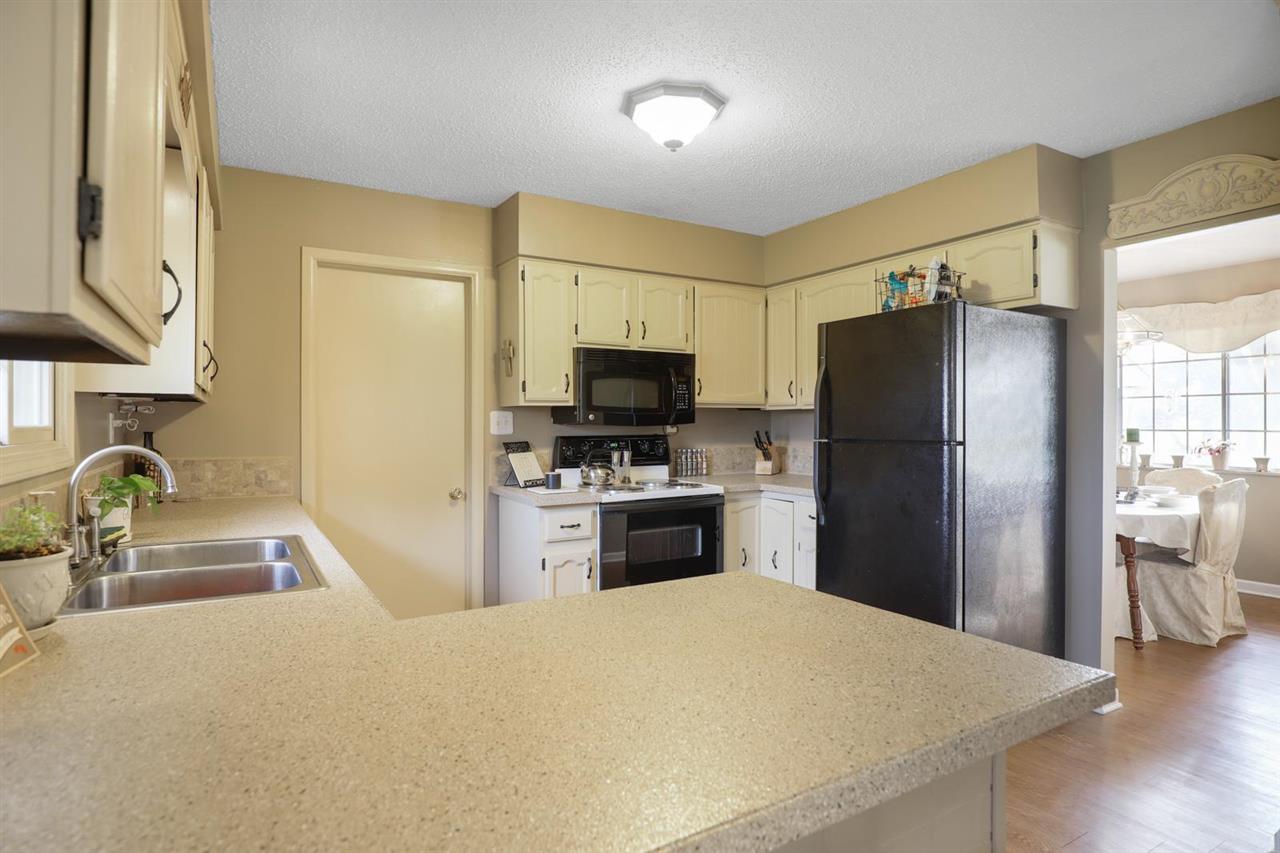 3281 East Wilson Road Clio, MI 48420 - Photo 18 of 57 50061835-17.JPG