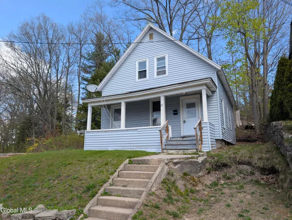 $80,000 | 67 Montgomery Street, Gloversville, NY 12078