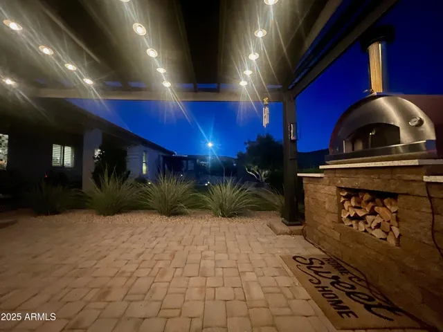 $825,000 | 2049 East Gaffney Road, New River, AZ 85087