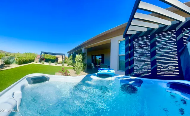 $825,000 | 2049 East Gaffney Road, New River, AZ 85087