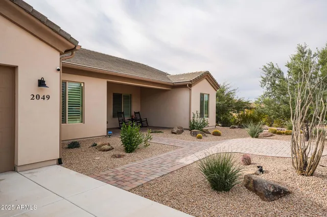 $825,000 | 2049 East Gaffney Road, New River, AZ 85087