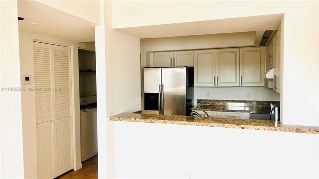 $2,500 | 18810 Northwest 57th Avenue, Unit 201, Hialeah, FL 33015