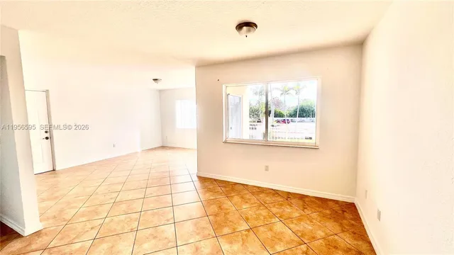 $2,500 | 18810 Northwest 57th Avenue, Unit 201, Hialeah, FL 33015