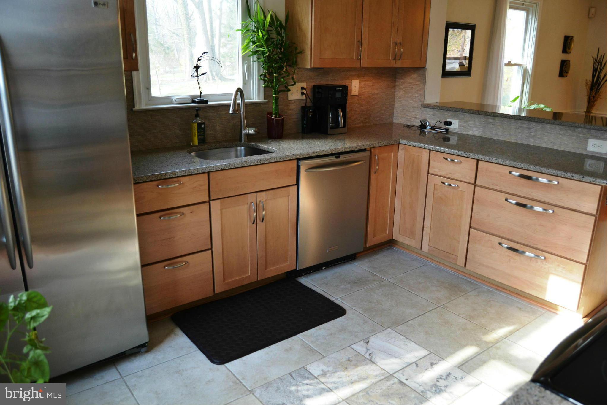 7011 Lancaster Road Pikesville, MD 21207 - Photo 8 of 23 Kitchen