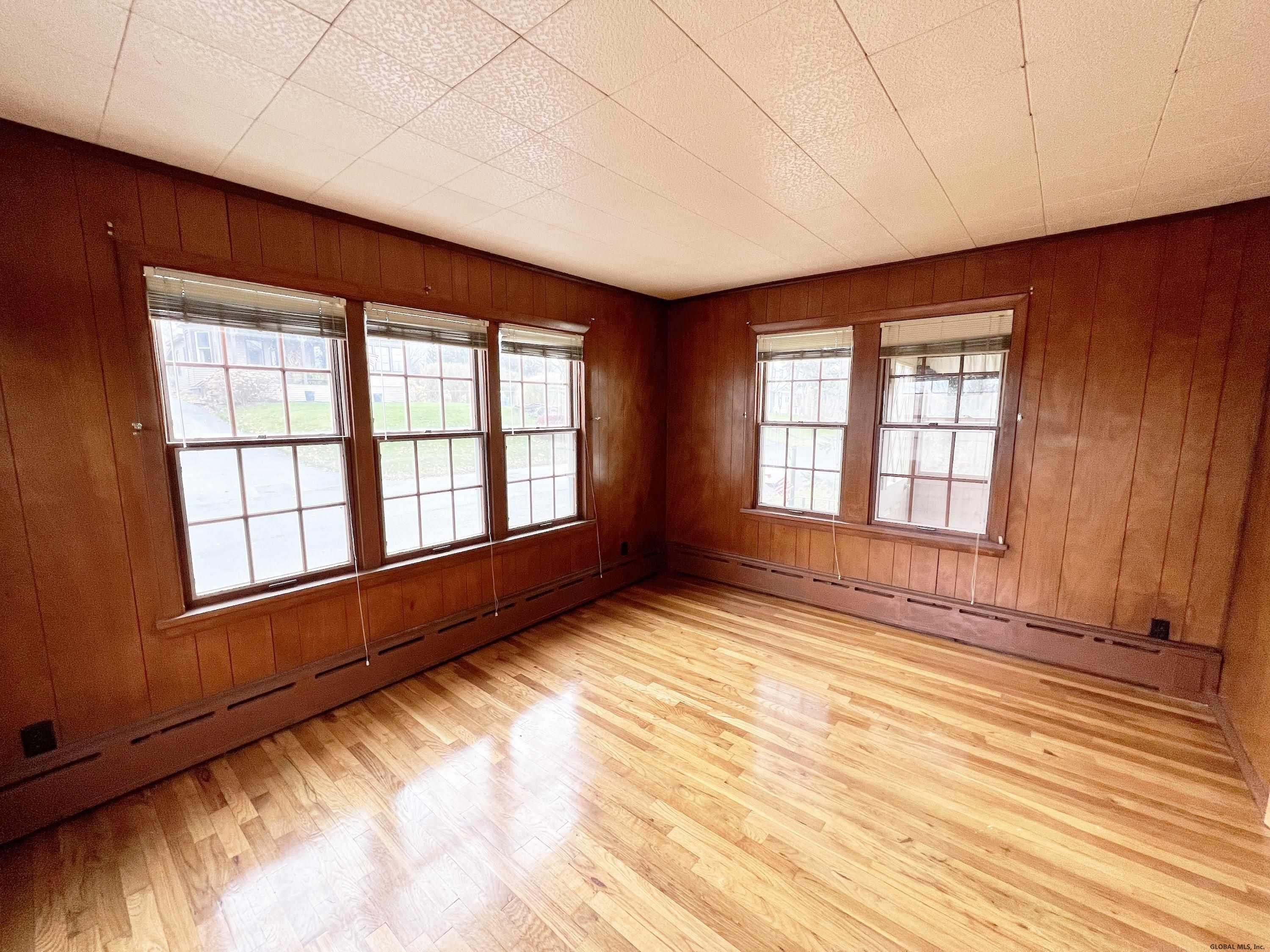 15 Summit Street Rensselaer, NY 12144 - Photo 5 of 80 Photo 5