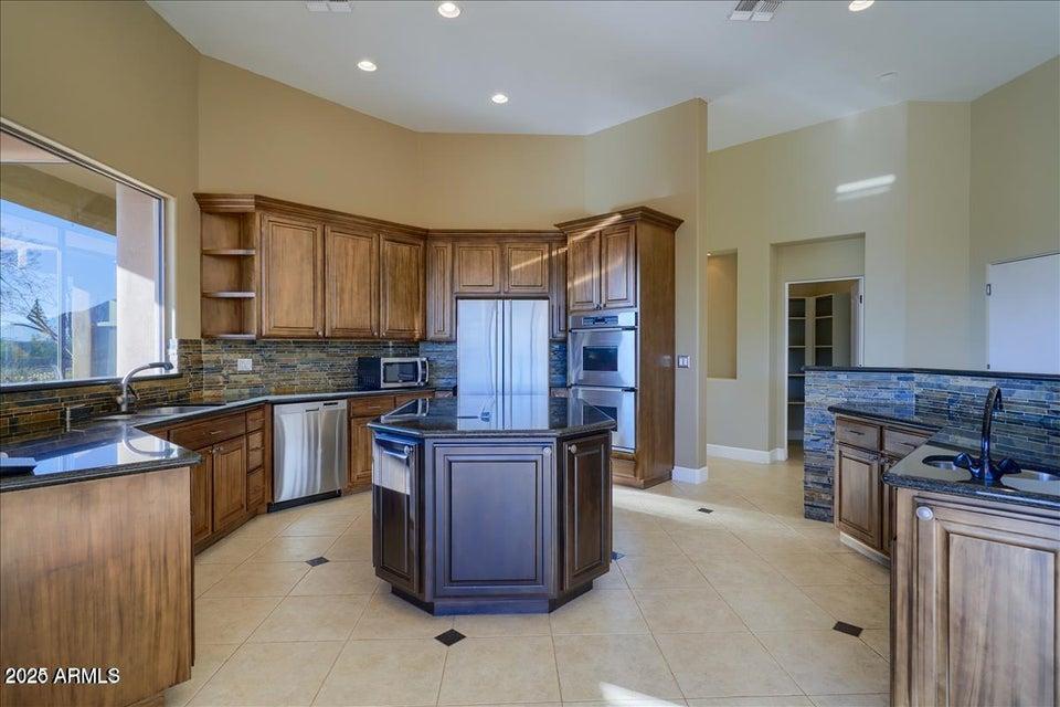 6789 East Saber Road Cave Creek, AZ 85331 - Photo 10 of 33 Photo #10