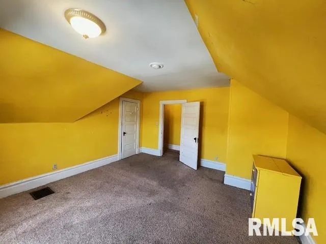 $169,000 | 529 North Kellogg Street, Galesburg, IL 61401