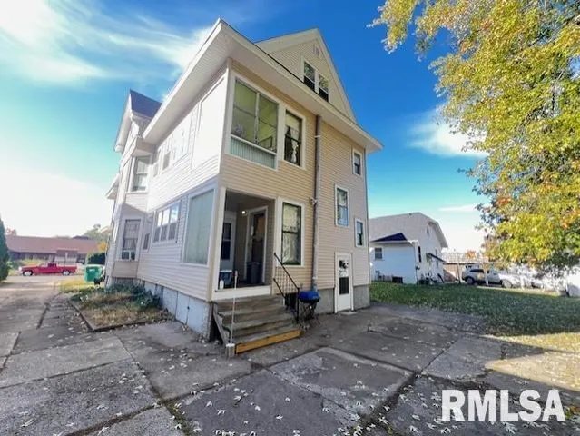 $169,000 | 529 North Kellogg Street, Galesburg, IL 61401