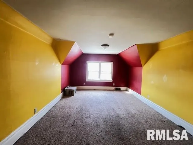 $169,000 | 529 North Kellogg Street, Galesburg, IL 61401