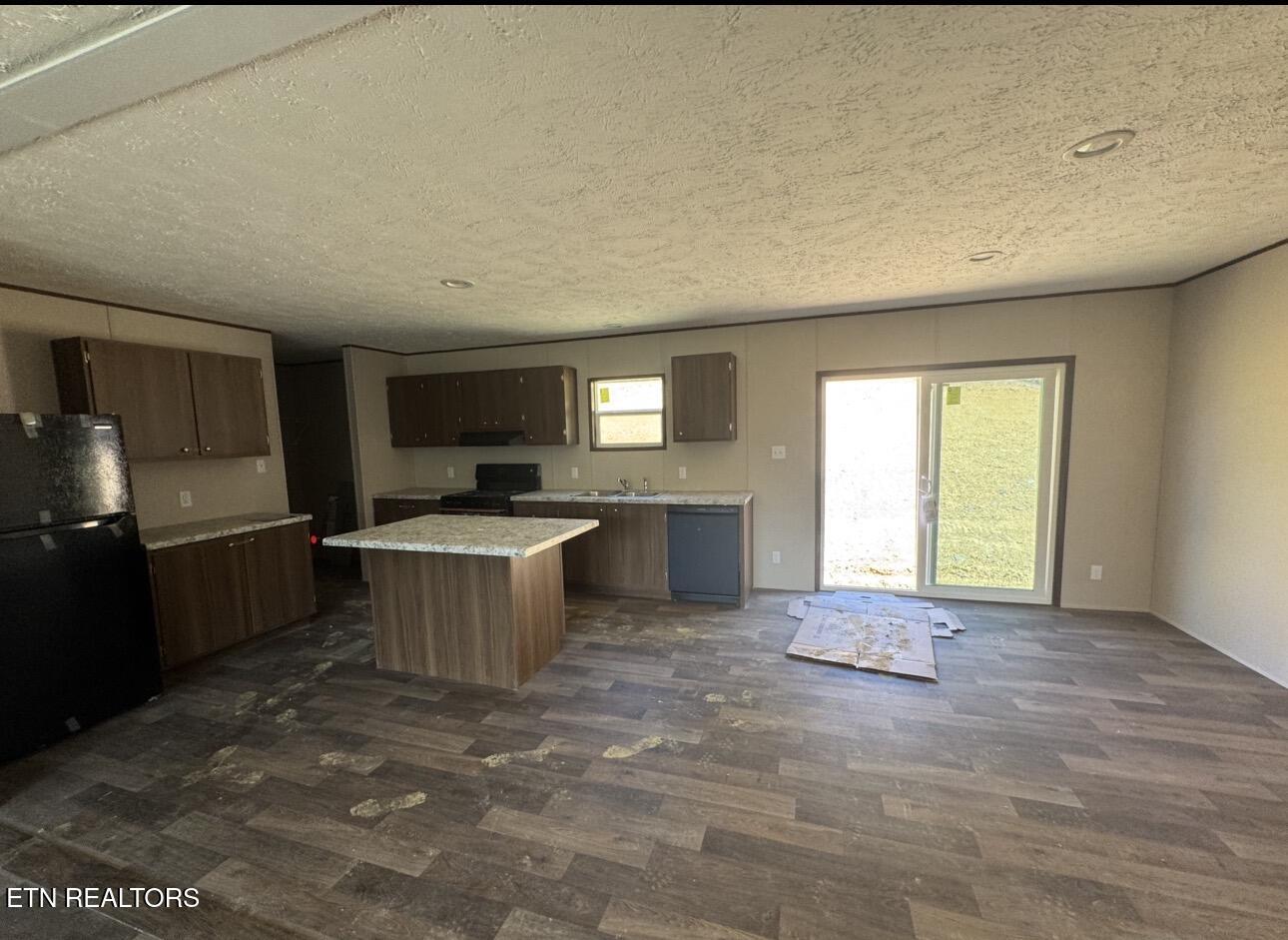 1100 Old Solomon Ferry Road Newport, TN 37821 - Photo 5 of 14 IMG_1569