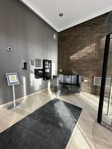 $309,900 | 88 West Schiller Street, Unit 1105L, Chicago, IL 60610
