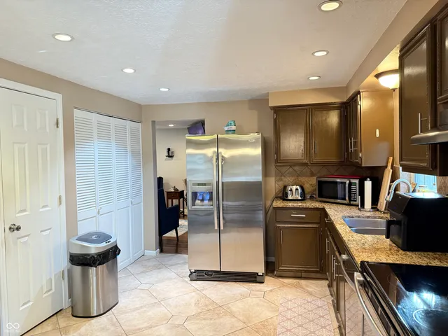 $300,000 | 9308 Thornwood Drive, Indianapolis, IN 46250