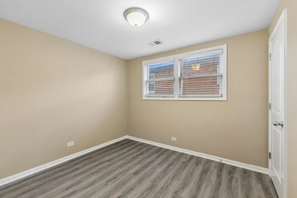 $270,000 | 2808 West 140th Place, Blue Island, IL 60406