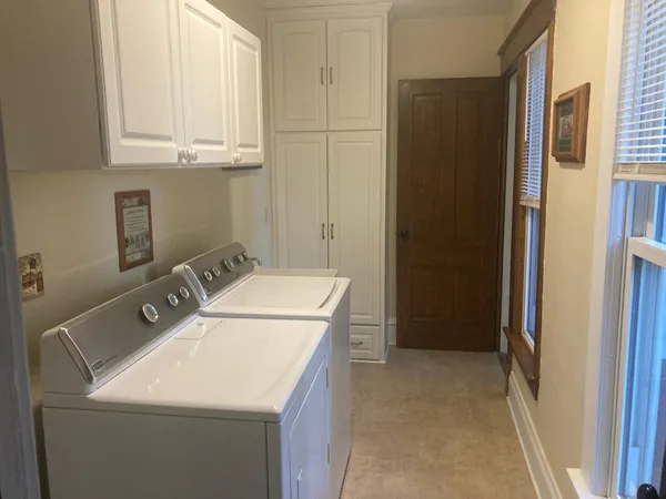 $395,000 | 221 Main Street North, Sauk Centre, MN 56378