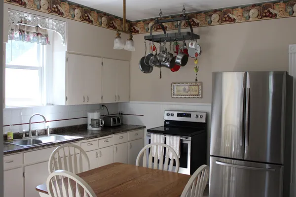 $395,000 | 221 Main Street North, Sauk Centre, MN 56378