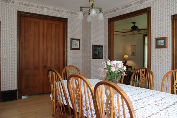 $395,000 | 221 Main Street North, Sauk Centre, MN 56378